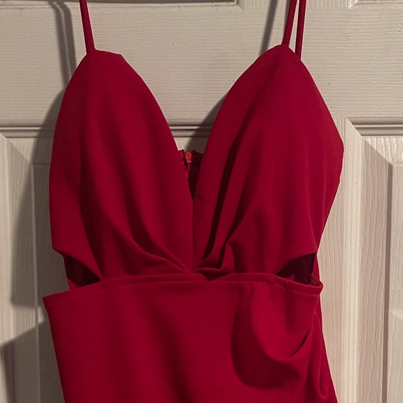 Dress - Picture 3 of 7